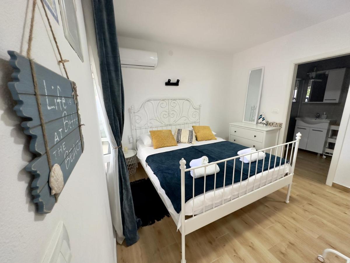 Matek Family & Studio Apartment Rovanjska Extérieur photo